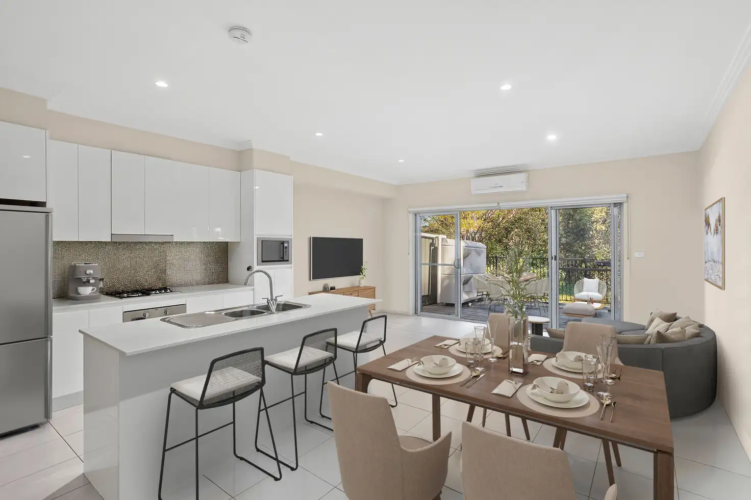 Main view of Homely townhouse listing, 7/8 Sproule Crescent, Balgownie NSW 2519