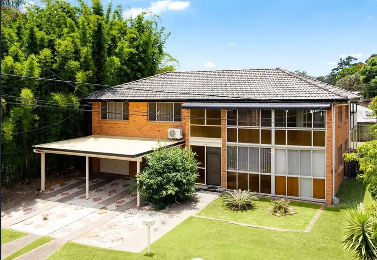 12 Lorrimore Street, Macgregor QLD 4109
