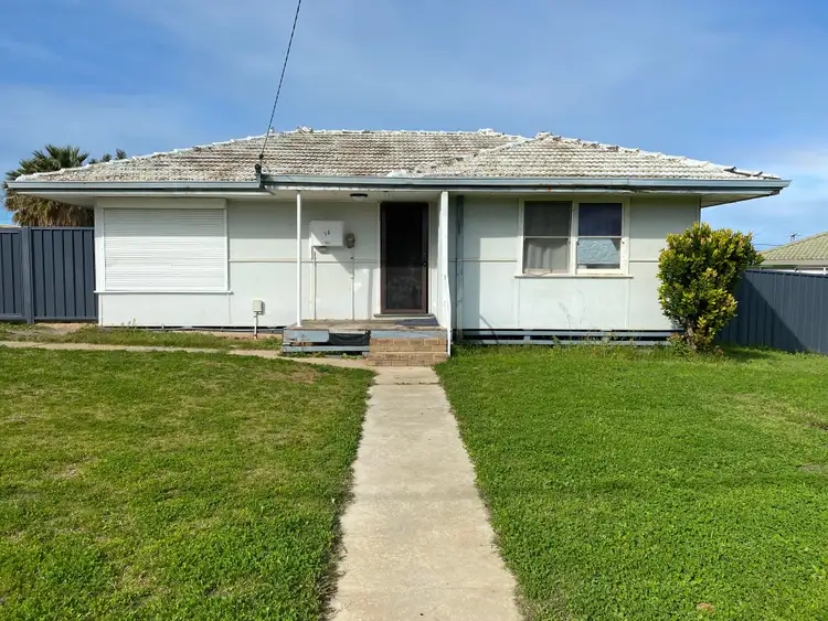14 Oleander Crescent, Rangeway WA 6530