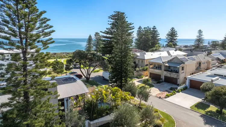 7 Hawkstone Street, Cottesloe WA 6011