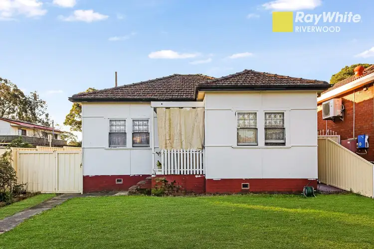 44 William Road, Riverwood NSW 2210