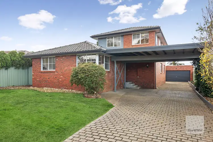 2 Stewart Close, Kealba VIC 3021
