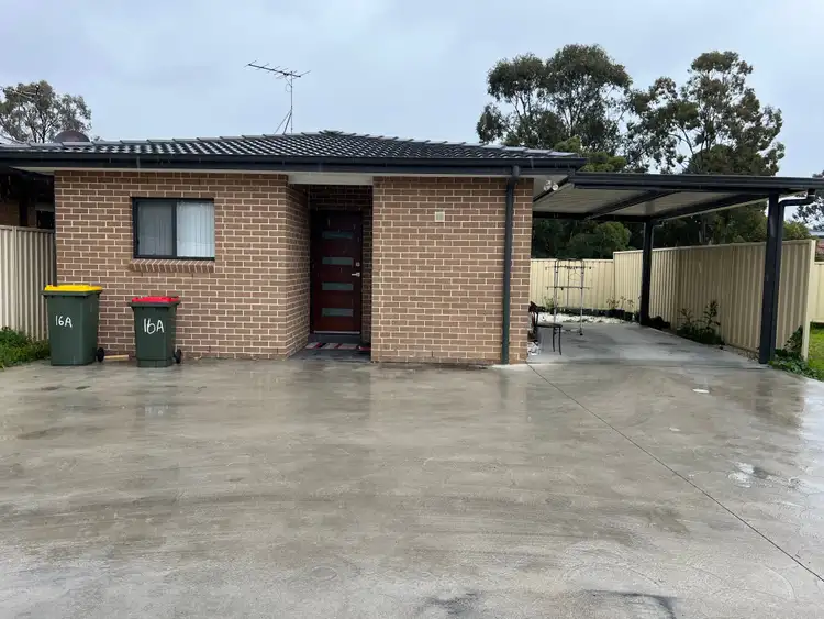 16a Tichbourne Drive, Quakers Hill NSW 2763