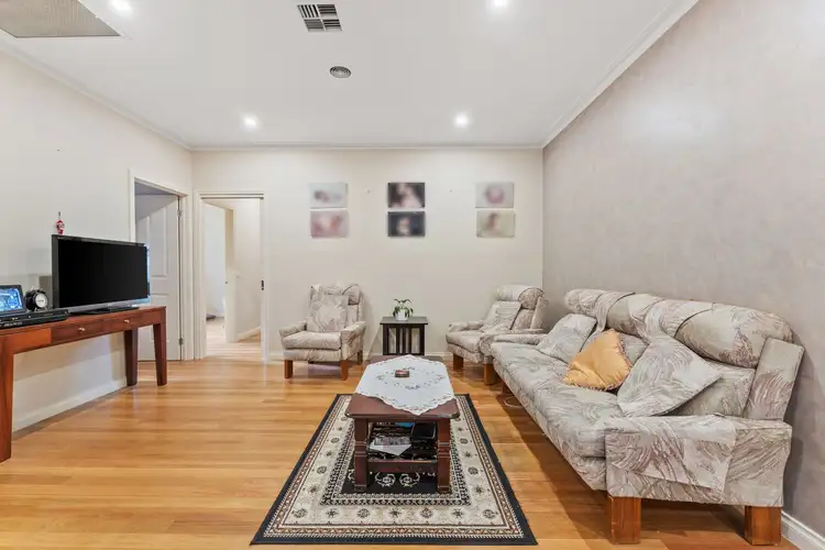Fifth view of Homely house listing, 4 Allira Close, Berwick VIC 3806