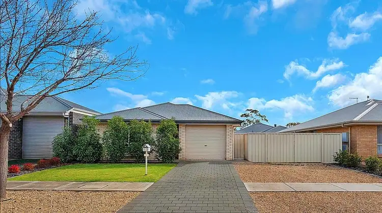 6 Lawes Terrace, Reid SA 5118