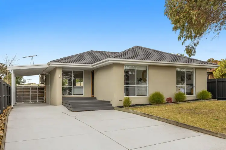 5 Nullica Court, Berwick VIC 3806