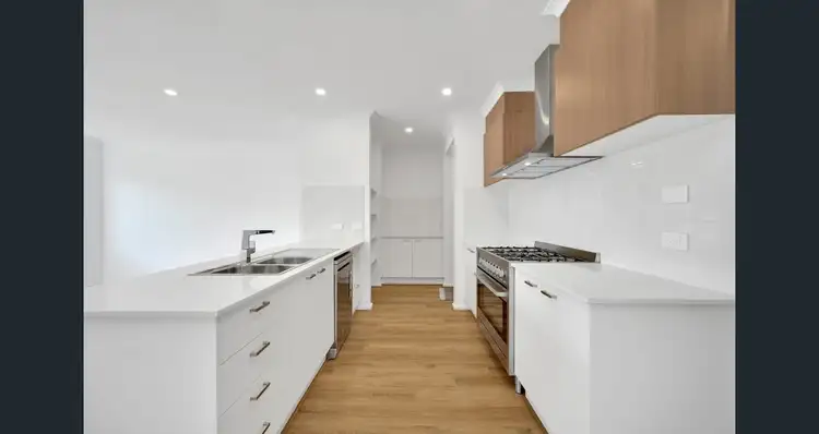 Fourth view of Homely house listing, 33 Drumchapel Crescent, Strathtulloh VIC 3338