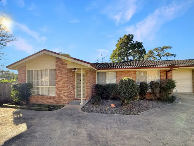 8a Holly Close, Lake Haven NSW 2263