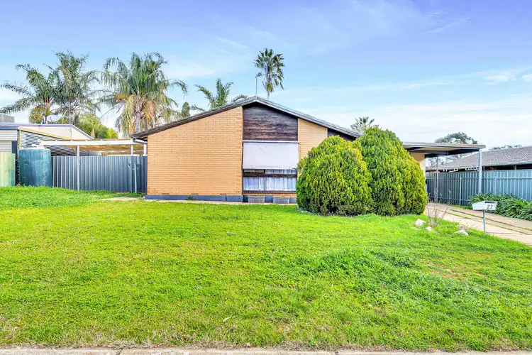 27 Chowilla Court, Craigmore SA 5114