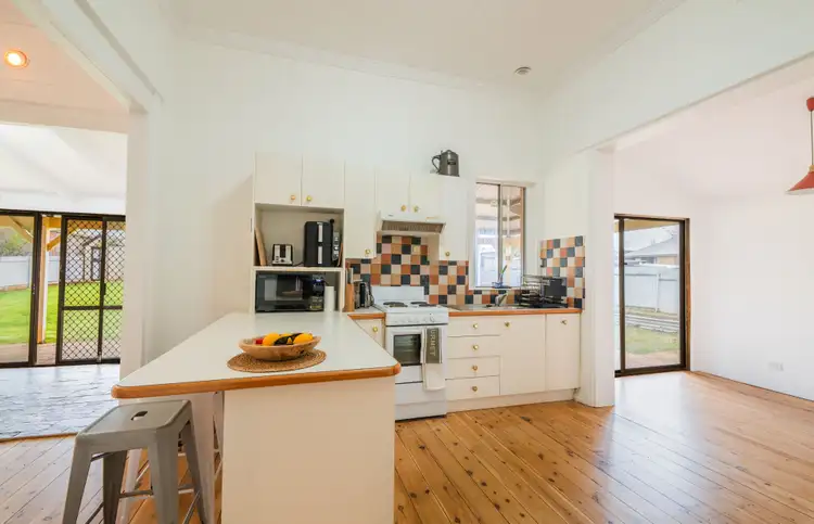 Sixth view of Homely house listing, 2 Oswin Street, Parkes NSW 2870