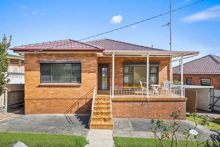61 Robertson Street, Port Kembla NSW 2505