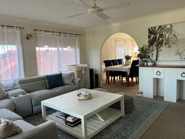 9 Llewellyn Street, Saratoga NSW 2251