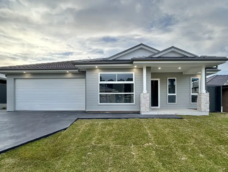 7 White Oak Street, Tahmoor NSW 2573