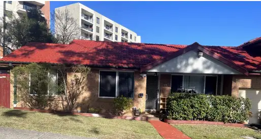 1/1A Bassett Street, Hurstville NSW 2220