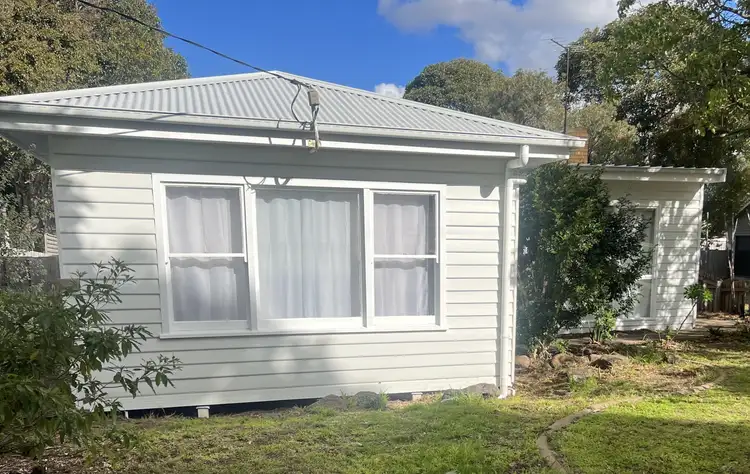 17 Cambra Road, Belmont VIC 3216