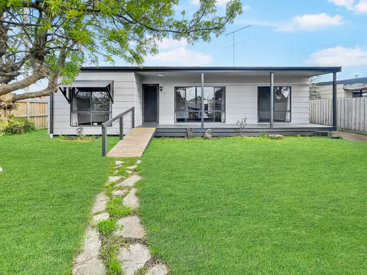 102 Sunset Strip, Ocean Grove VIC 3226