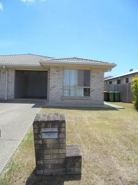 2/2 Adonis Court, Rothwell QLD 4022