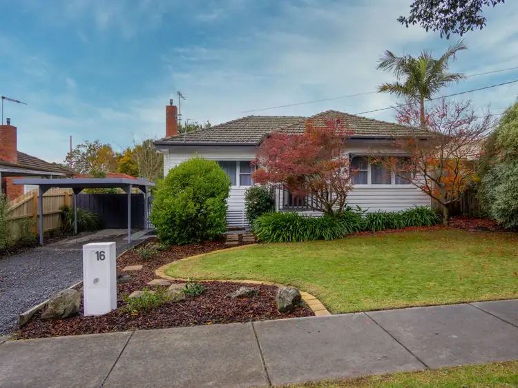 16 Burwood Avenue, Ringwood VIC 3134
