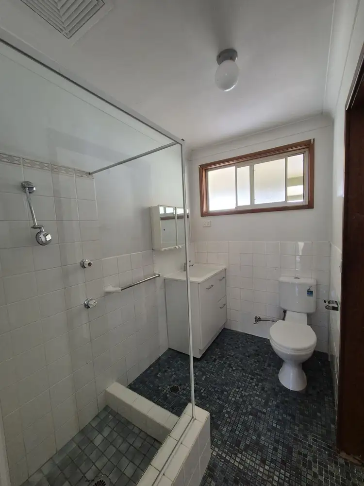 Fifth view of Homely unit listing, 2/11 Maclean Street, Nowra NSW 2541