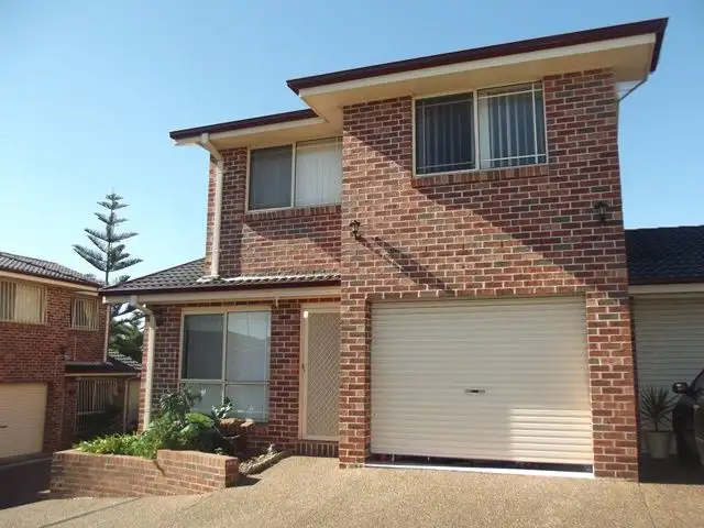 Main view of Homely townhouse listing, 5/17-19 Corunna Crescent, Flinders NSW 2529