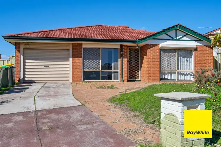 17 Brignell Gardens, Parmelia WA 6167