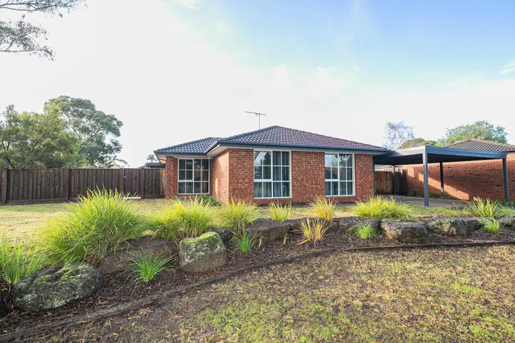 5 Coolabah Grove, Berwick VIC 3806