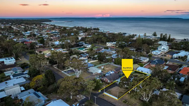 101 Queen Mary Street, Callala Beach NSW 2540