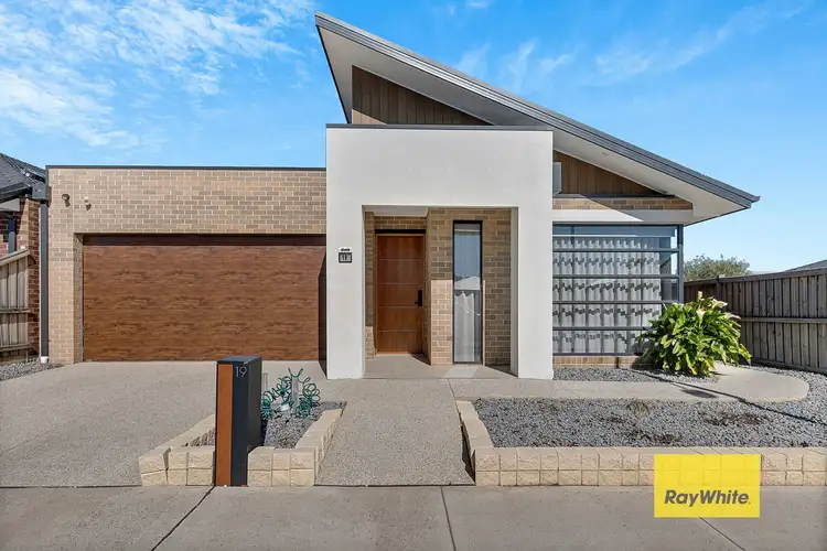 19 Limehouse Avenue, Wollert VIC 3750