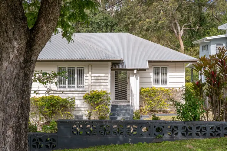 120 Laura Street, Tarragindi QLD 4121