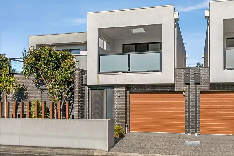 1 Attercliffe Avenue, Pascoe Vale VIC 3044