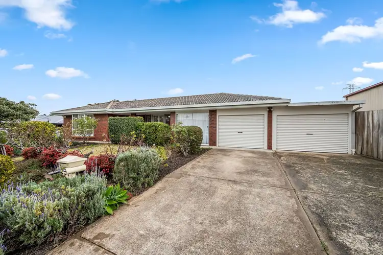 Second view of Homely house listing, 4 Glenhuntly Drive, Flagstaff Hill SA 5159