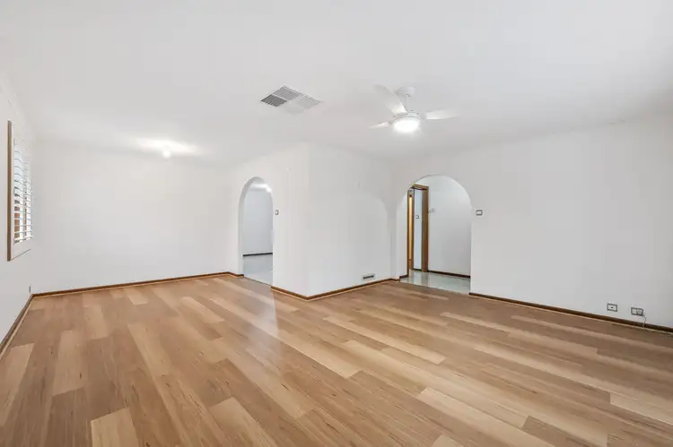 Fourth view of Homely house listing, 4 Glenhuntly Drive, Flagstaff Hill SA 5159