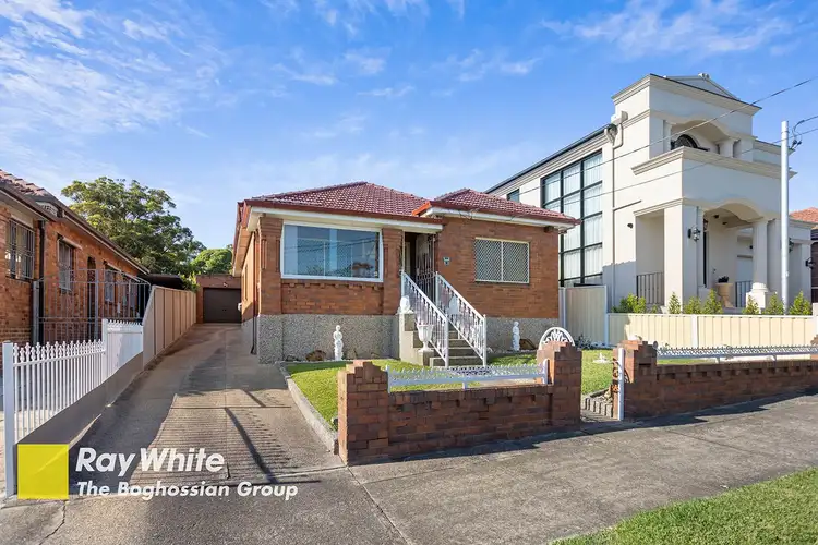 18 Banner Road, Kingsgrove NSW 2208