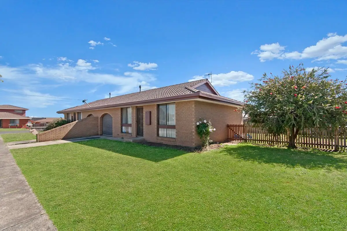 Main view of Homely house listing, 2/16 Peter Street, Warrnambool VIC 3280