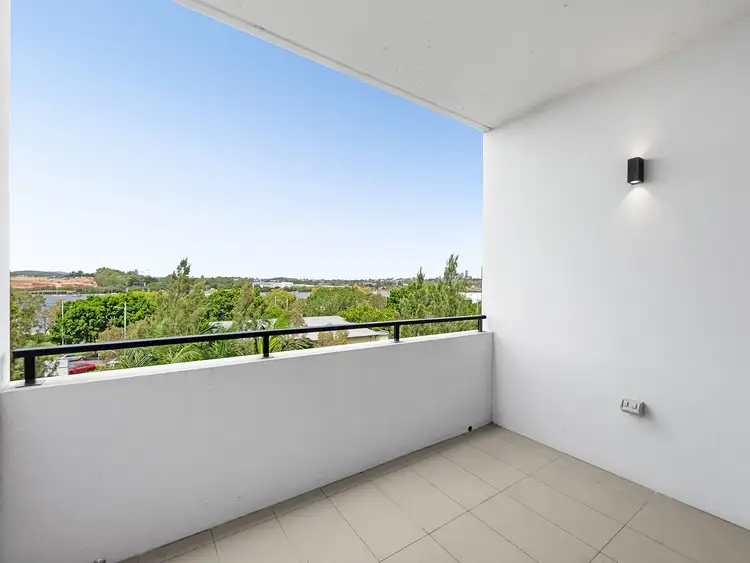 Sixth view of Homely apartment listing, 10509/320 Macarthur Avenue, Hamilton QLD 4007