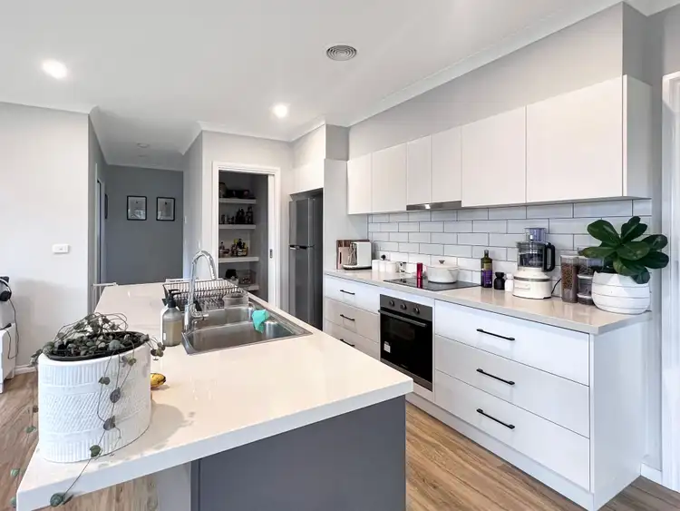 Fifth view of Homely house listing, 1 Tea Tree Drive, Swan Hill VIC 3585