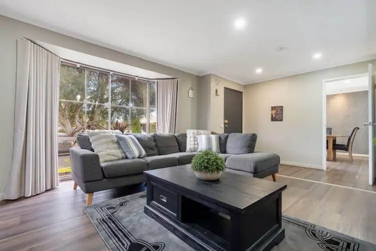 Fifth view of Homely house listing, 38 Farnborough Avenue, Craigieburn VIC 3064
