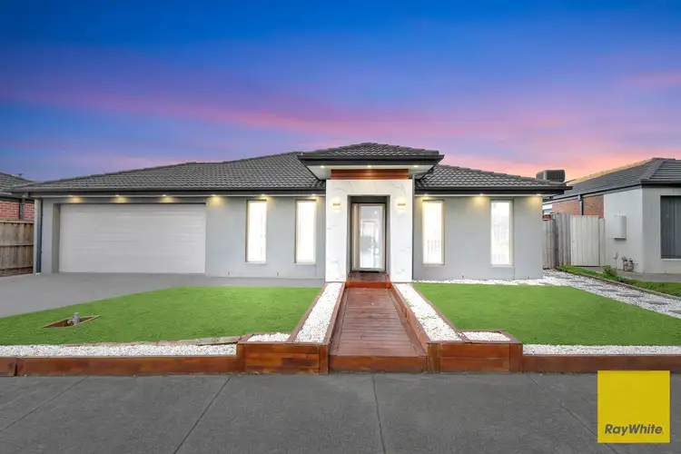77 Isabella Way, Tarneit VIC 3029
