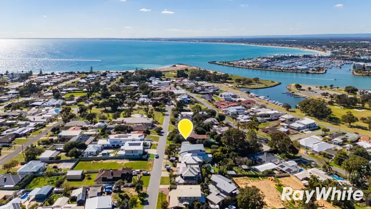 5 Wicklow Road, Halls Head WA 6210