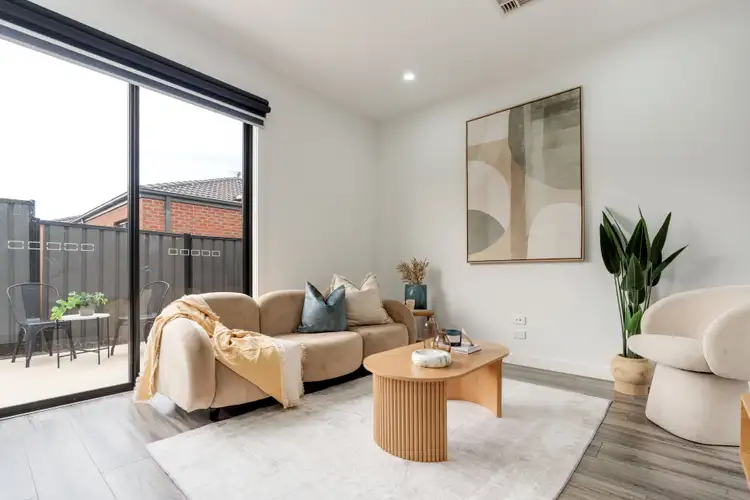 Second view of Homely house listing, 42 Rialto Circuit, Craigieburn VIC 3064