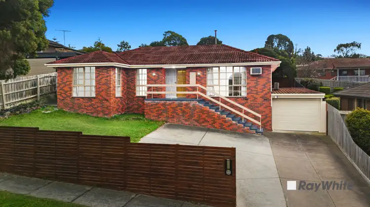 175 James Cook Drive, Endeavour Hills VIC 3802