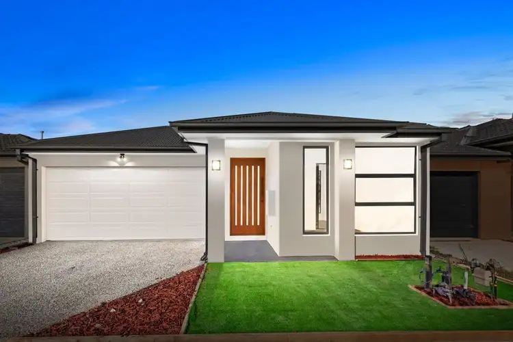 18 Heidelberg Street, Mambourin VIC 3024