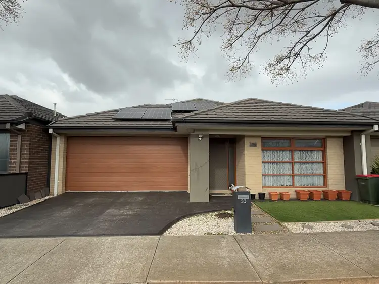 33 Glenfern Circuit