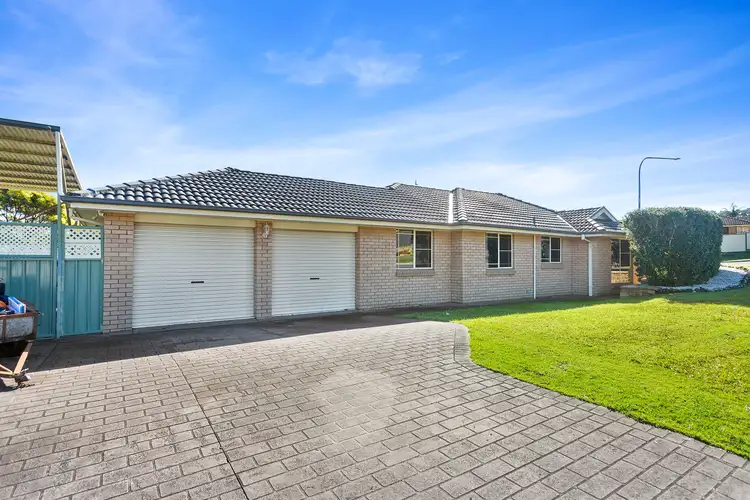 10 Mortlock Drive, Albion Park NSW 2527