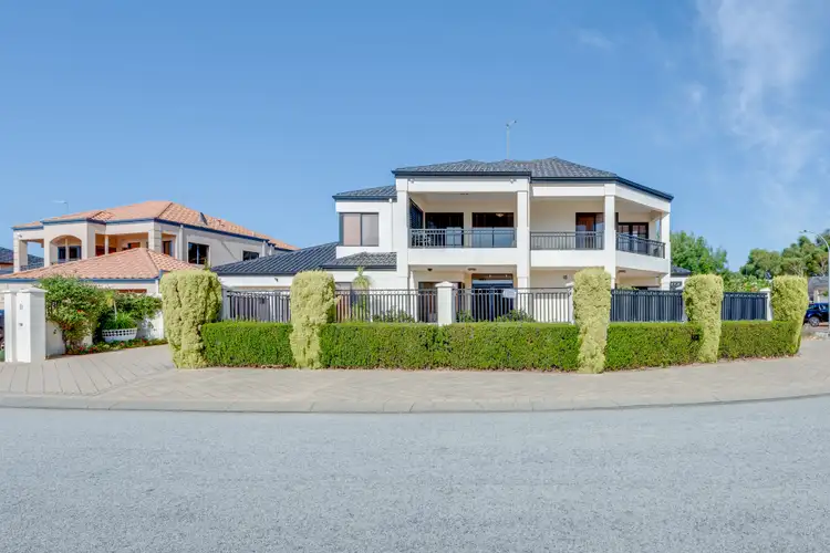 18 San Marco Quays, Halls Head WA 6210