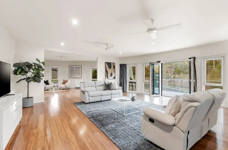 17 Brownlow Drive, Diamond Creek VIC 3089