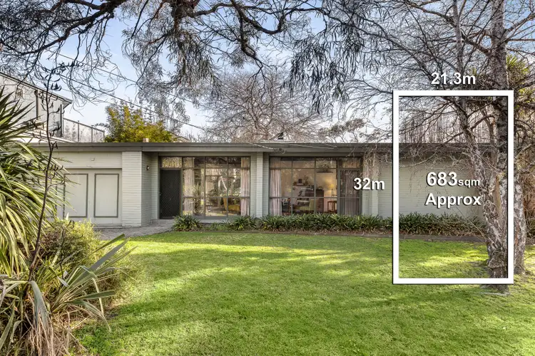 21 Winton Road, Malvern East VIC 3145