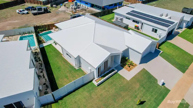 17 North West Avenue, Innes Park QLD 4670