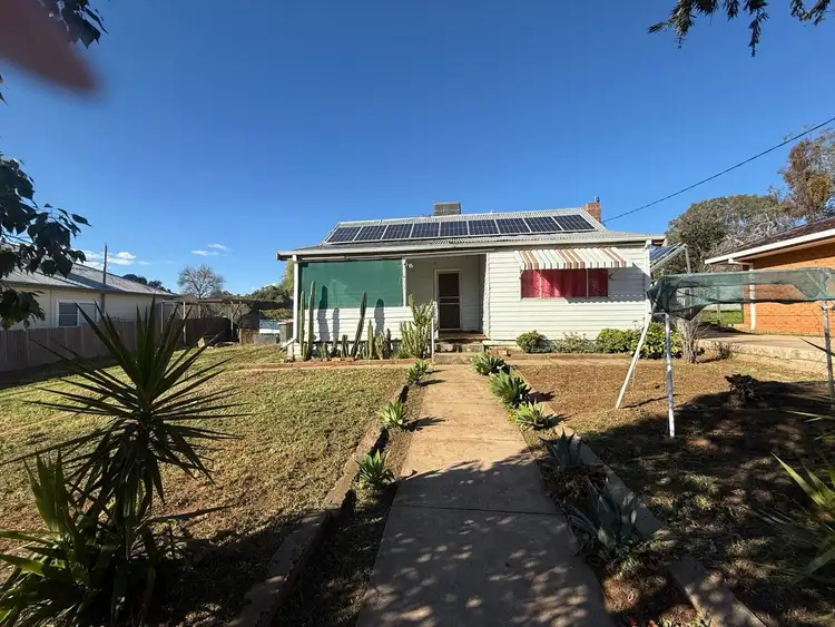 131 Euchie Street, Peak Hill NSW 2869