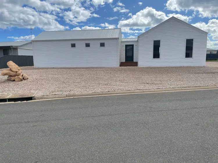4 Neptune Court, Point Turton SA 5575